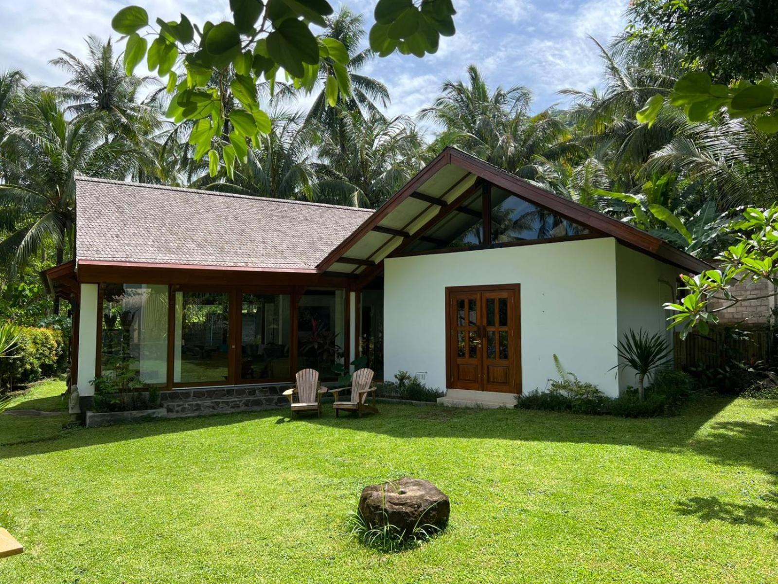 Lendang Luar Villa Senggigi Exteriér fotografie